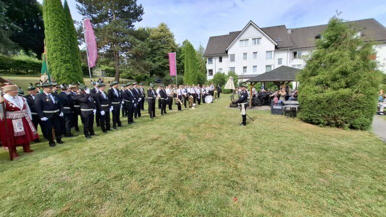 Start in den zweiten Tag des Schützenfestes
